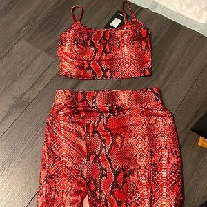 Two piece skirt set